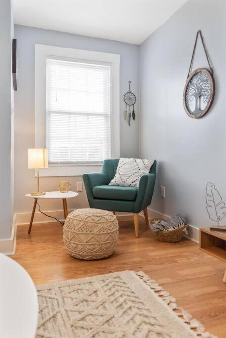 Boho Bungalow - Steps From Historic Downtown Apex Buitenkant foto